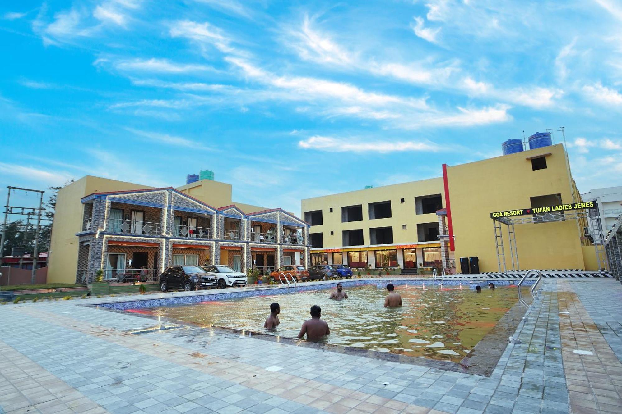 Goa Beach Resort On Beach Мандармани Экстерьер фото