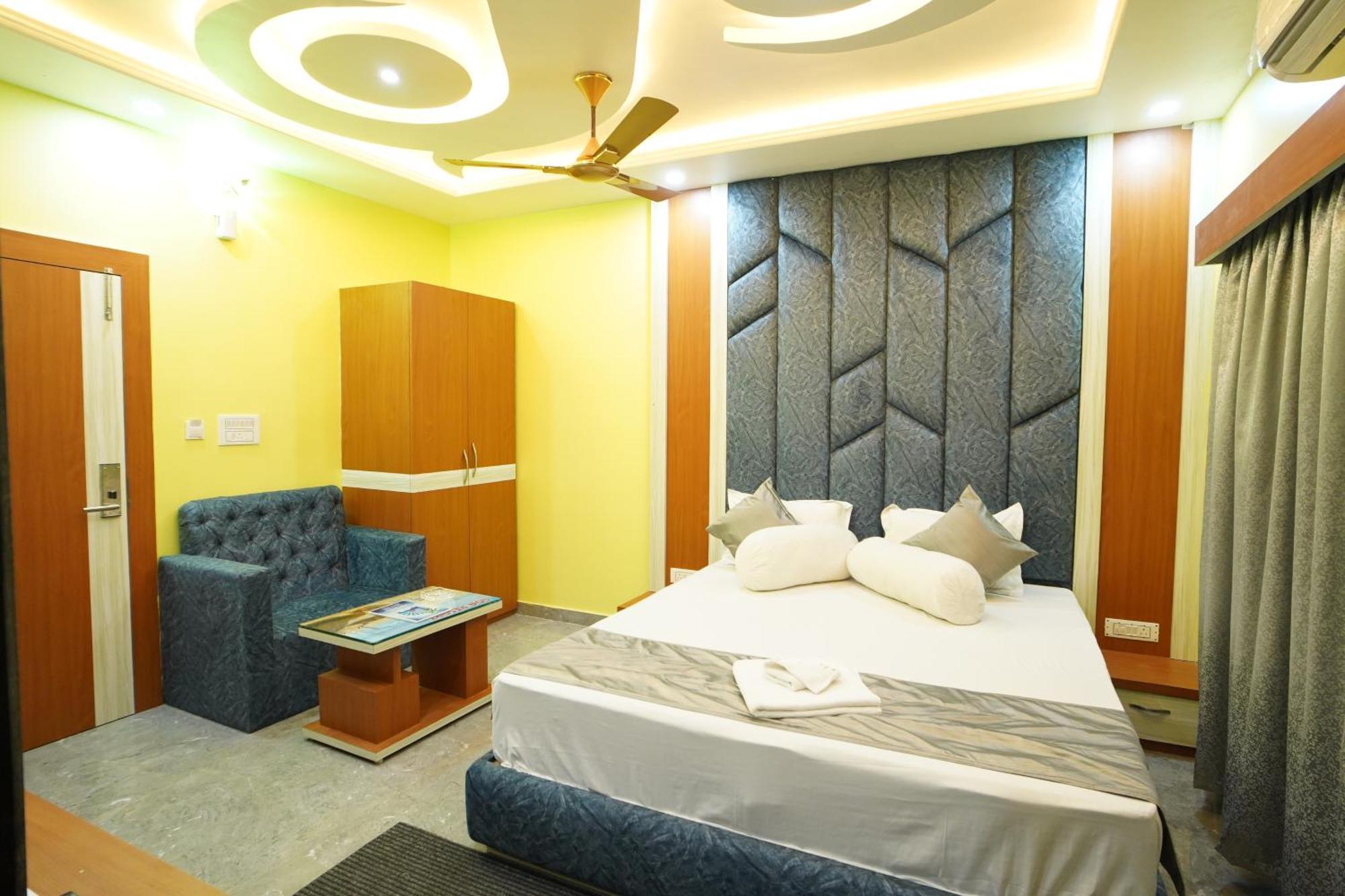 Goa Beach Resort On Beach Мандармани Экстерьер фото