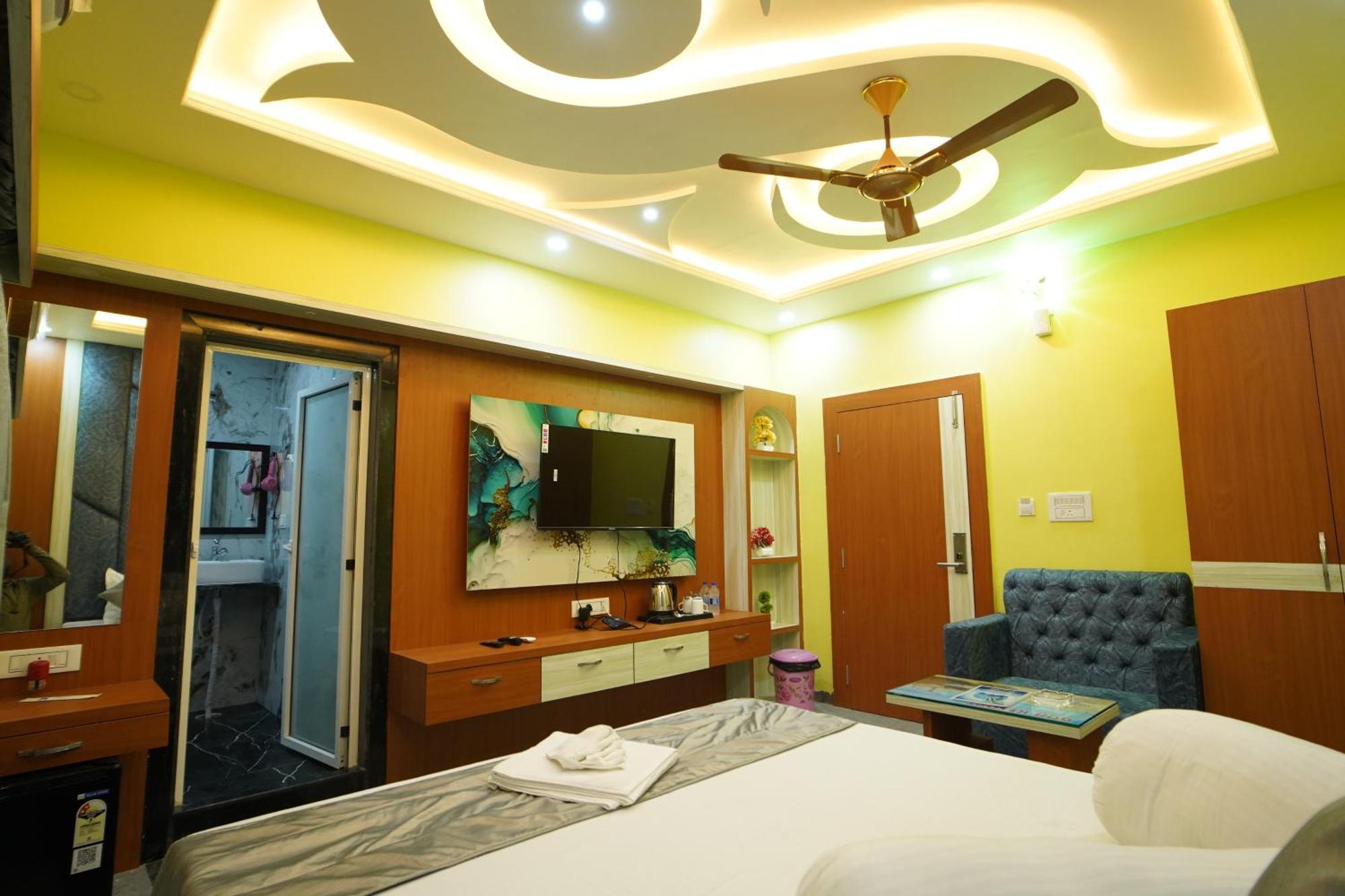 Goa Beach Resort On Beach Мандармани Экстерьер фото
